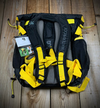 Load image into Gallery viewer, Dueler 32L Waterproof Backpack