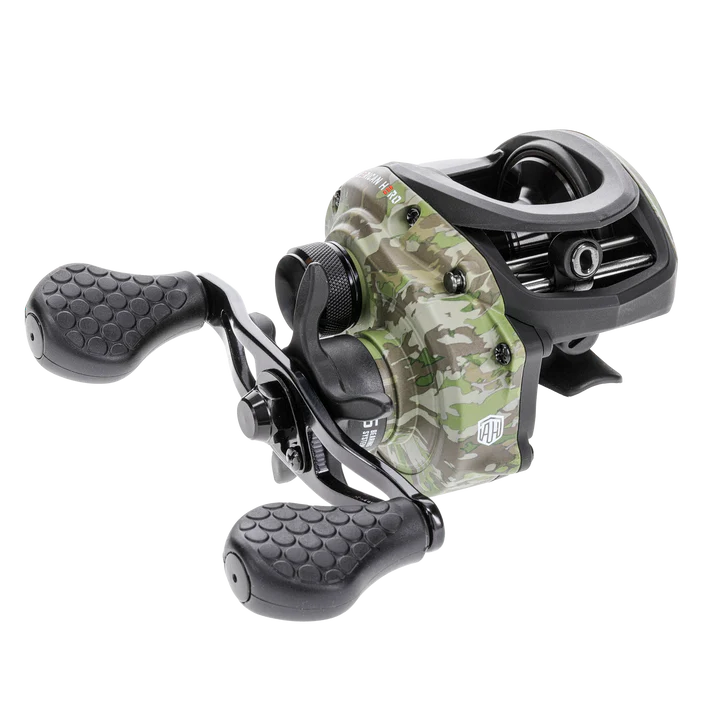 Lew's American Hero Camo Baitcast Reel RH