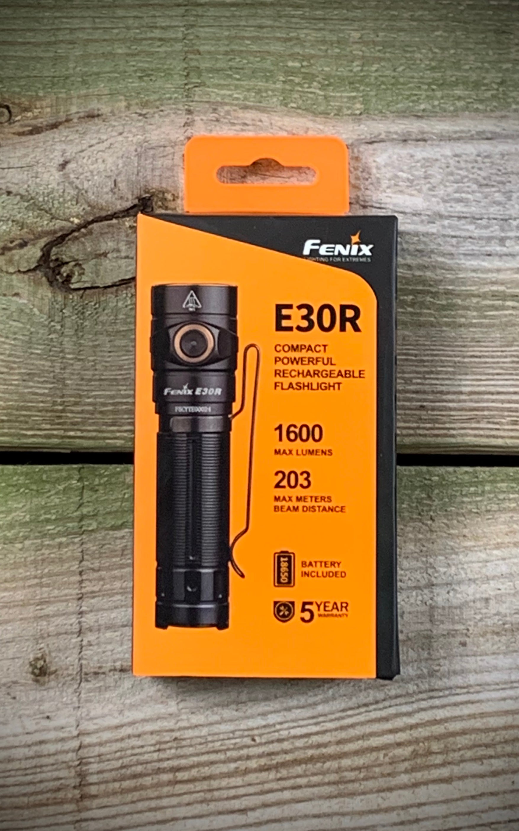 Fenix E30R Rechargeable EDC Flashlight – Hook and Arrow
