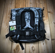Load image into Gallery viewer, Dueler 32L Waterproof Backpack